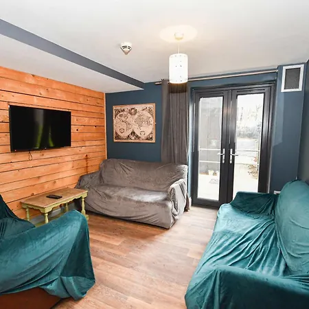 Modern 5 Bedroom Budget In Headingley Appartamento