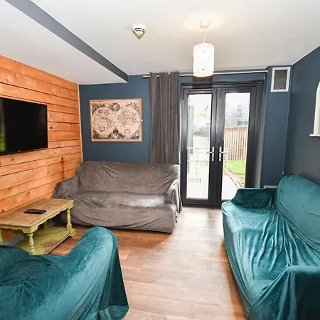 Appartamento Modern 5 Bedroom Budget In Headingley *