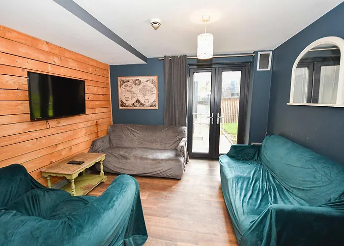 公寓 Modern 5 Bedroom Budget In Headingley *